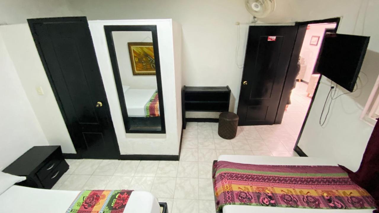 Hotel Los Magueyes Bucaramanga Bagian luar foto